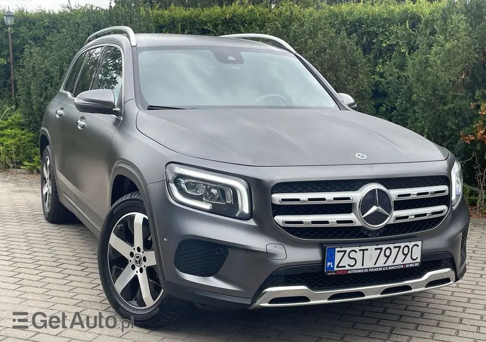MERCEDES-BENZ GLB 200 d Progressive 8G-DCT
