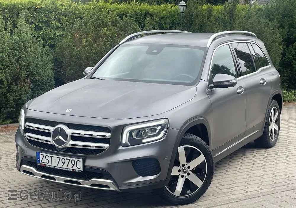 MERCEDES-BENZ GLB 200 d Progressive 8G-DCT