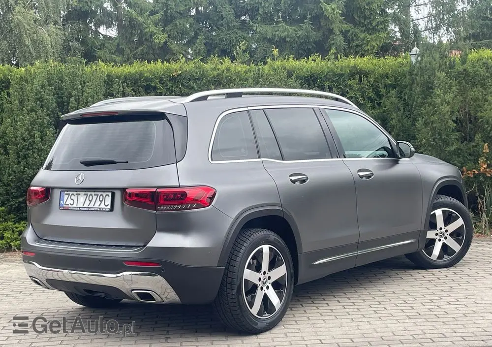 MERCEDES-BENZ GLB 200 d Progressive 8G-DCT