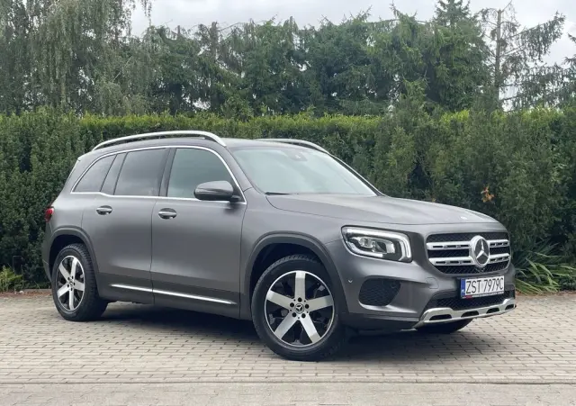 MERCEDES-BENZ GLB 200 d Progressive 8G-DCT