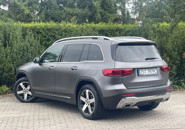 MERCEDES-BENZ GLB 200 d Progressive 8G-DCT