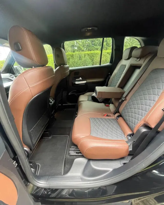 MERCEDES-BENZ GLB 200 d Progressive 8G-DCT