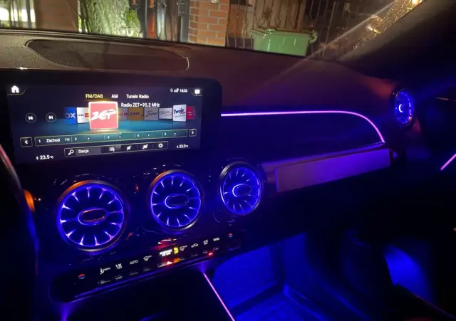 MERCEDES-BENZ GLB 200 d Progressive 8G-DCT