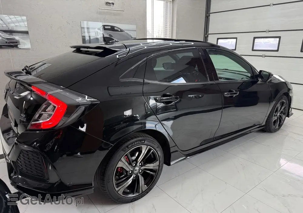 HONDA Civic 1.5 i-VTEC Turbo CVT Sport