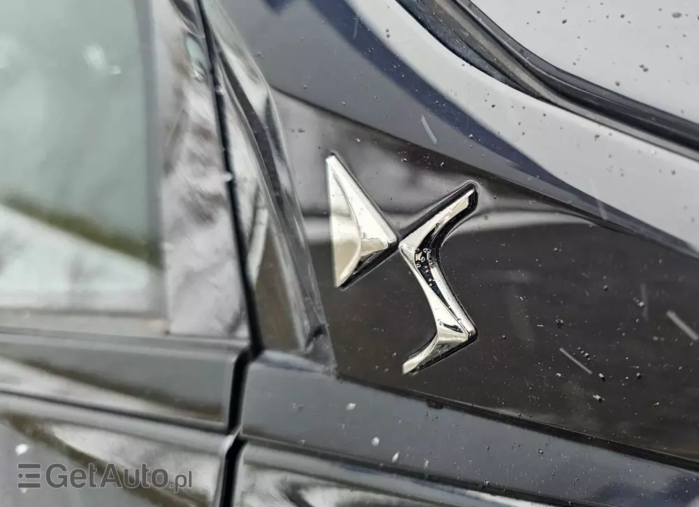DS AUTOMOBILES DS 4 
