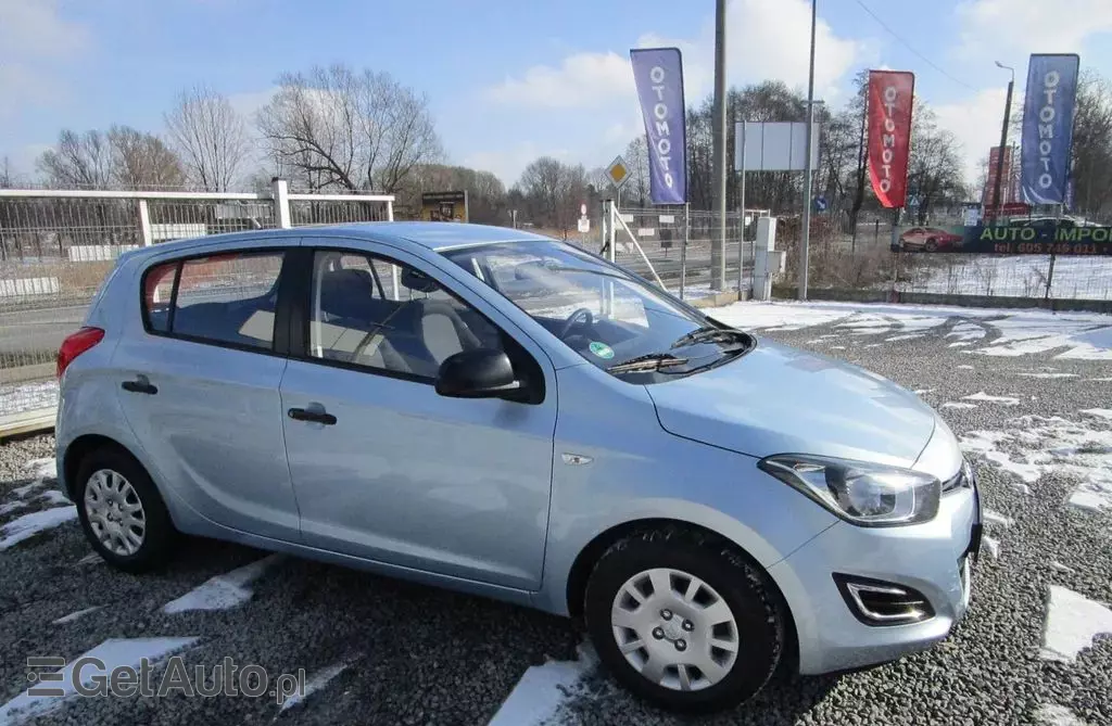 HYUNDAI I20 