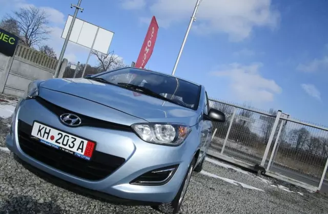 HYUNDAI I20 