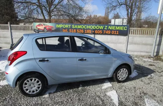 HYUNDAI I20 