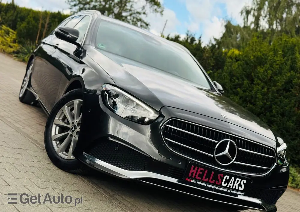 MERCEDES-BENZ Klasa E 200 9G-TRONIC Exclusive