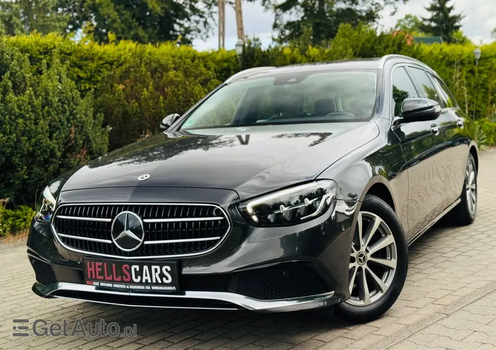 MERCEDES-BENZ Klasa E 200 9G-TRONIC Exclusive