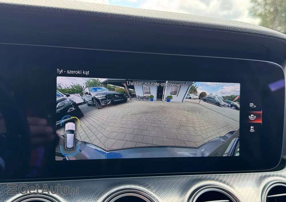 MERCEDES-BENZ Klasa E 200 9G-TRONIC Exclusive