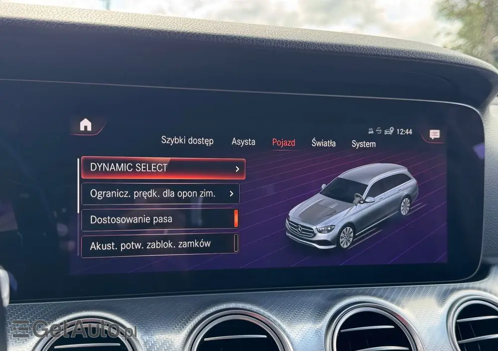 MERCEDES-BENZ Klasa E 200 9G-TRONIC Exclusive