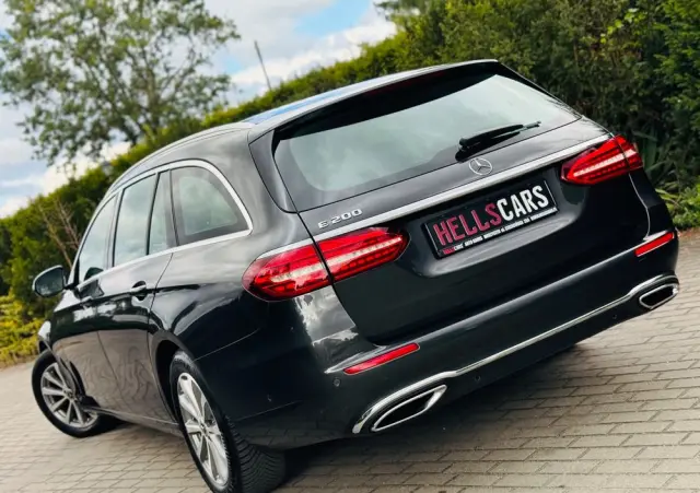 MERCEDES-BENZ Klasa E 200 9G-TRONIC Exclusive