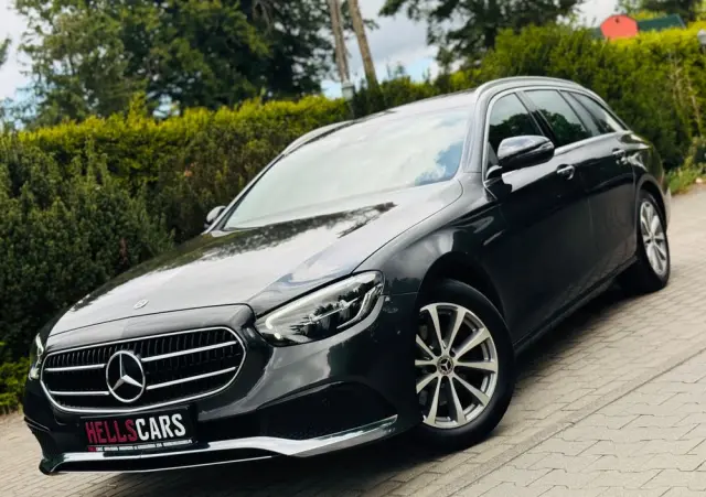 MERCEDES-BENZ Klasa E 200 9G-TRONIC Exclusive