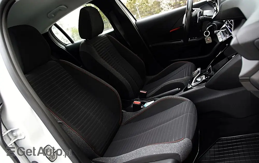 PEUGEOT 208 1.2 PureTech Allure Pack S&S EAT8