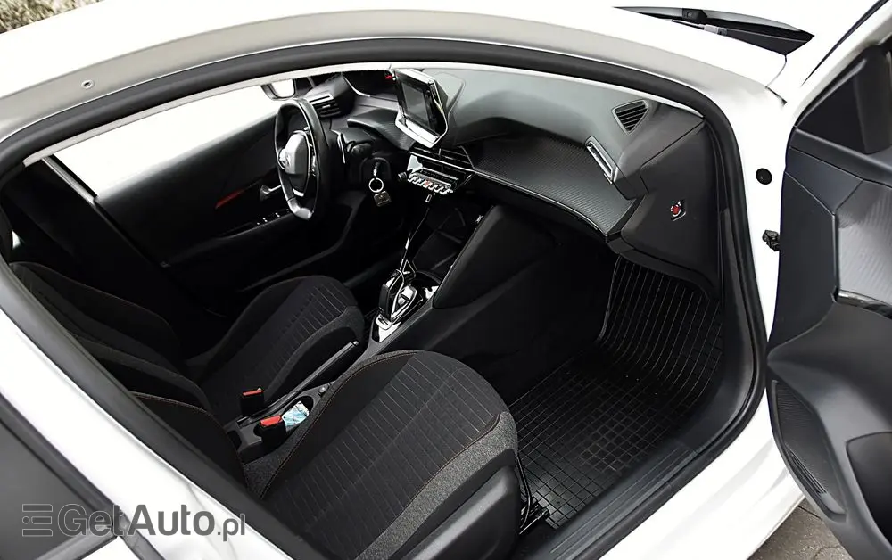 PEUGEOT 208 1.2 PureTech Allure Pack S&S EAT8
