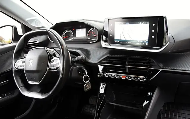 PEUGEOT 208 1.2 PureTech Allure Pack S&S EAT8