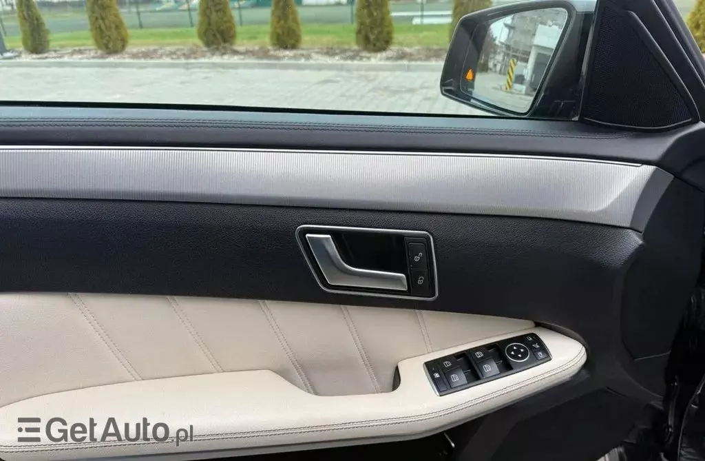MERCEDES-BENZ Klasa E 
