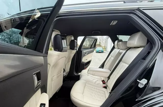 MERCEDES-BENZ Klasa E 