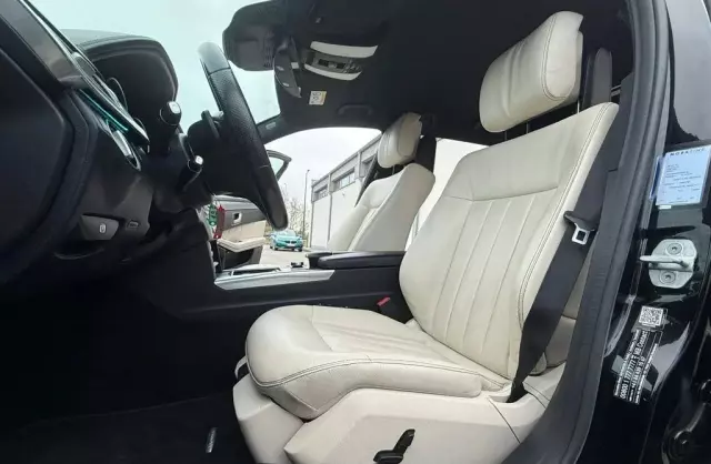 MERCEDES-BENZ Klasa E 