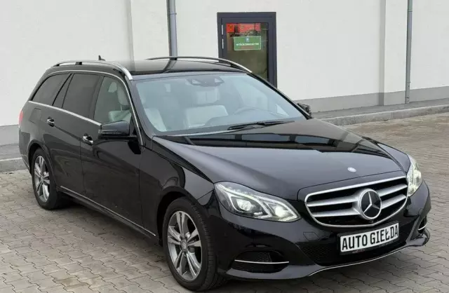 MERCEDES-BENZ Klasa E 