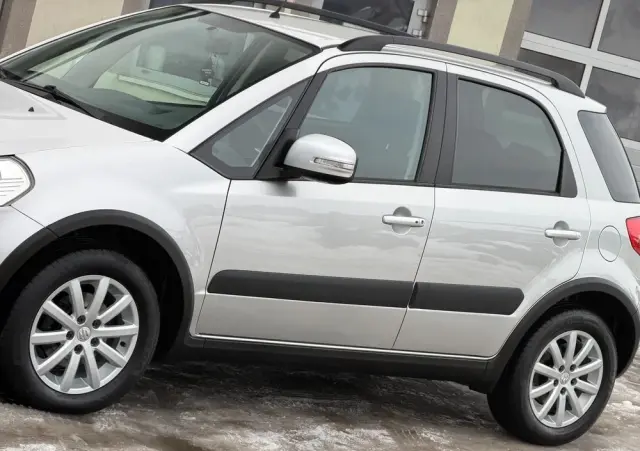 SUZUKI SX4 1.6 VVT 4x4 Style