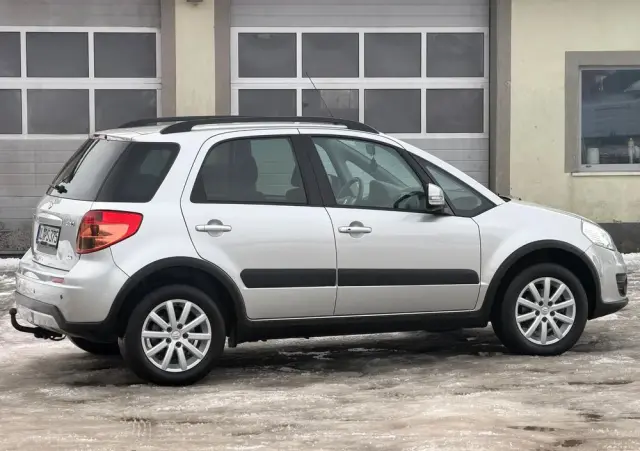 SUZUKI SX4 1.6 VVT 4x4 Style