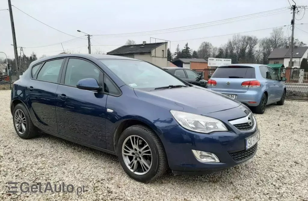 OPEL Astra 1.7 CDTI (110 KM)