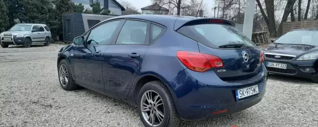OPEL Astra 1.7 CDTI (110 KM)