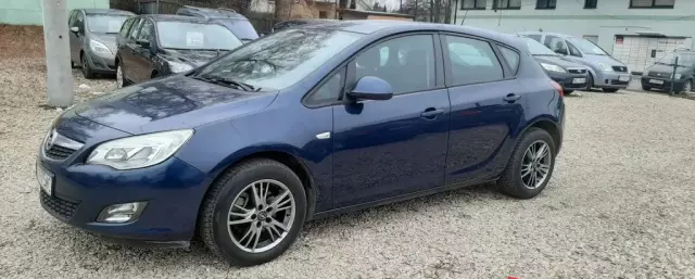 OPEL Astra 1.7 CDTI (110 KM)