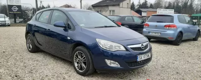 OPEL Astra 1.7 CDTI (110 KM)