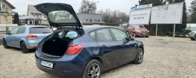 OPEL Astra 1.7 CDTI (110 KM)