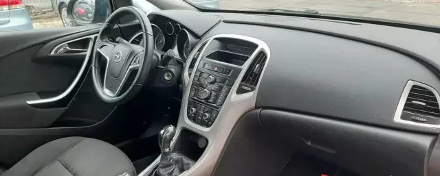 OPEL Astra 1.7 CDTI (110 KM)
