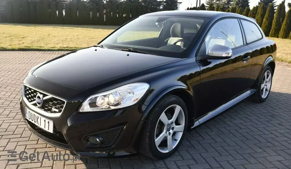 VOLVO C30 