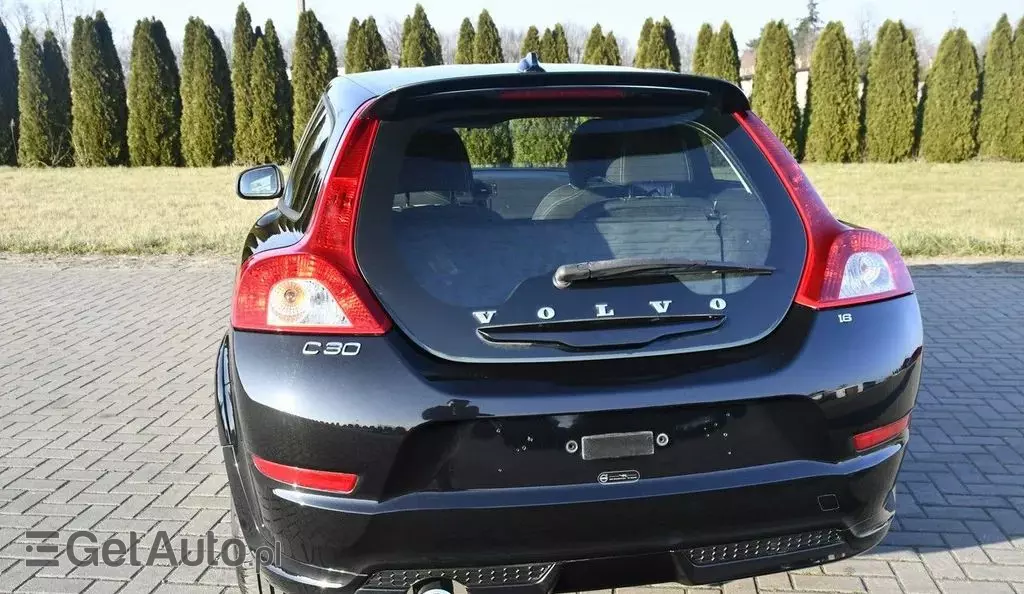 VOLVO C30 