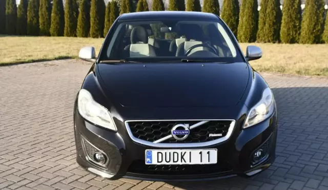 VOLVO C30 