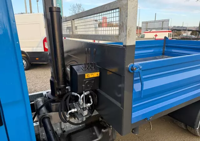 IVECO 35C17 HDS HIAB 2 Tony KIPER WYWROTKA 