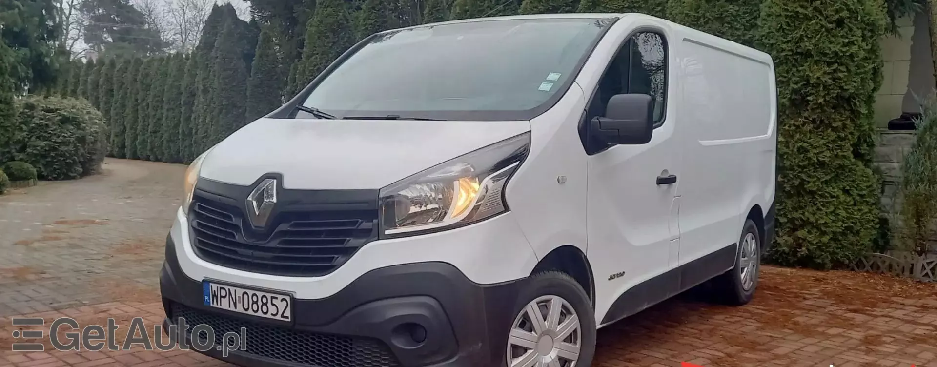 RENAULT Trafic 