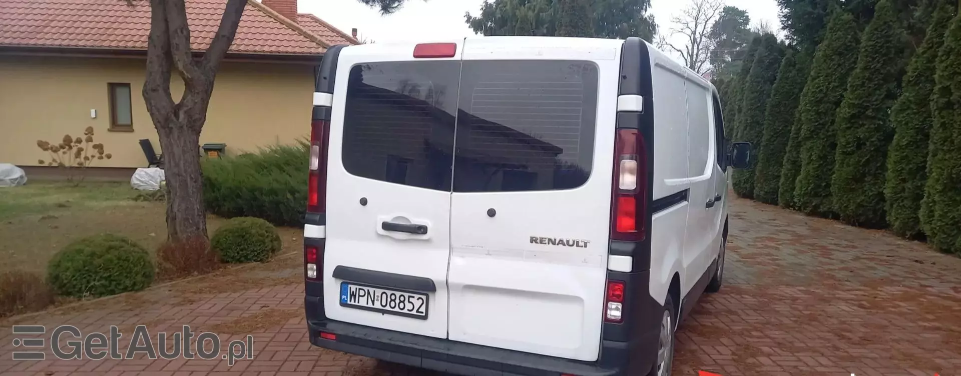 RENAULT Trafic 