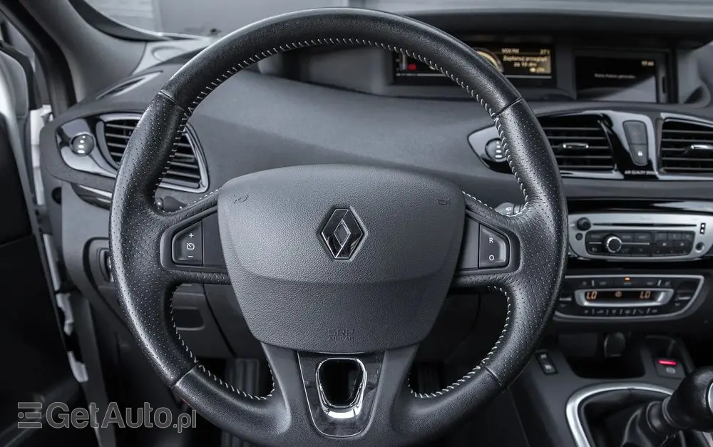 RENAULT Grand Scenic Energy TCe 130 S&S Bose Edition