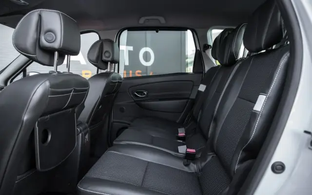 RENAULT Grand Scenic Energy TCe 130 S&S Bose Edition