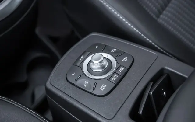 RENAULT Grand Scenic Energy TCe 130 S&S Bose Edition