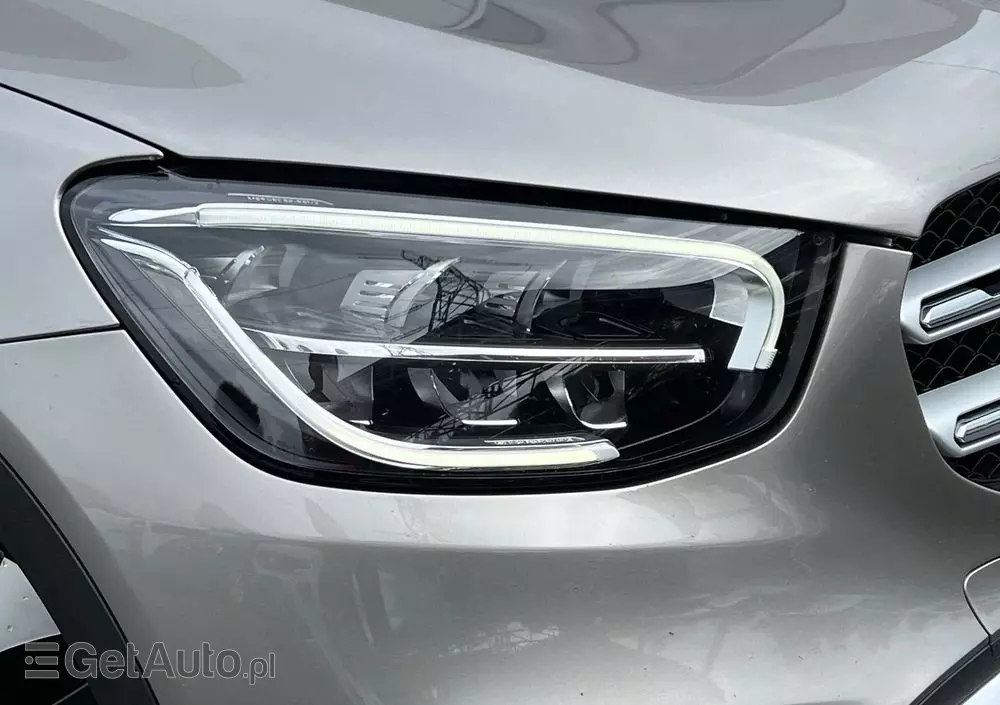 MERCEDES-BENZ GLC 300 d 4-Matic