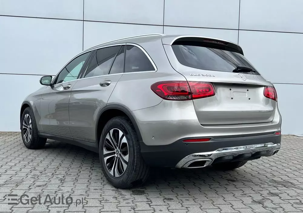 MERCEDES-BENZ GLC 300 d 4-Matic