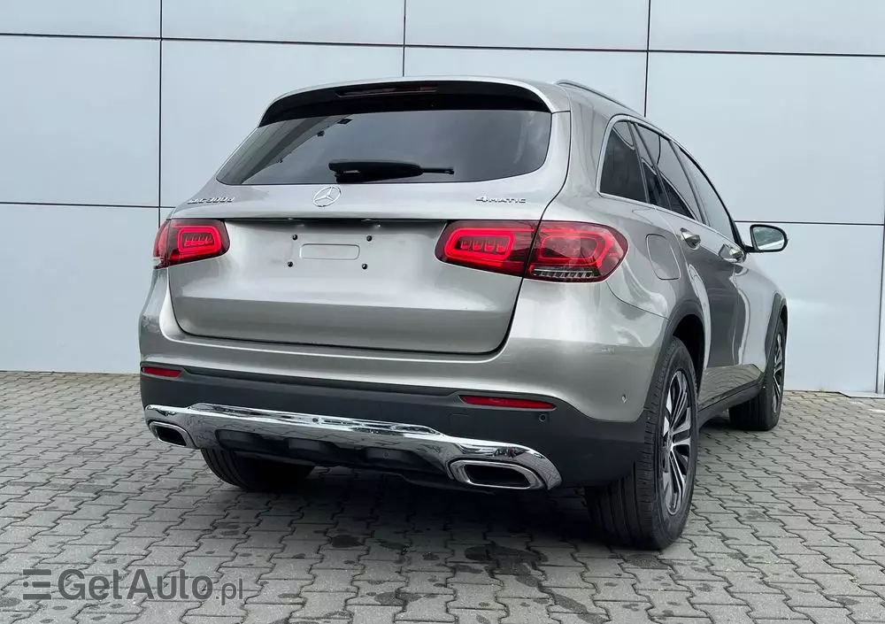 MERCEDES-BENZ GLC 300 d 4-Matic