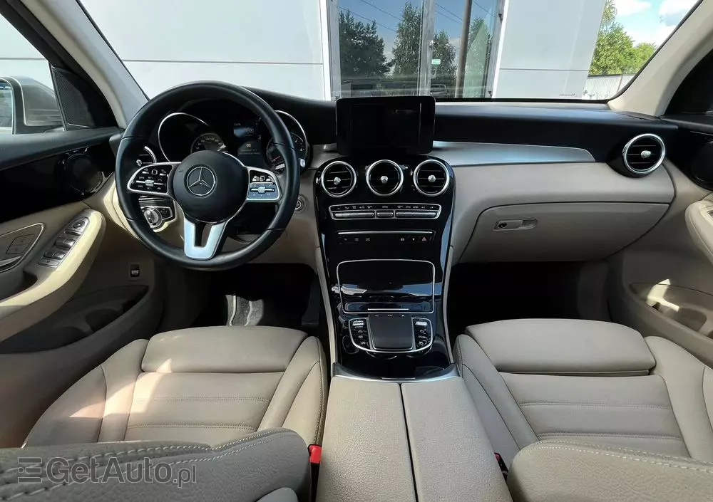MERCEDES-BENZ GLC 300 d 4-Matic
