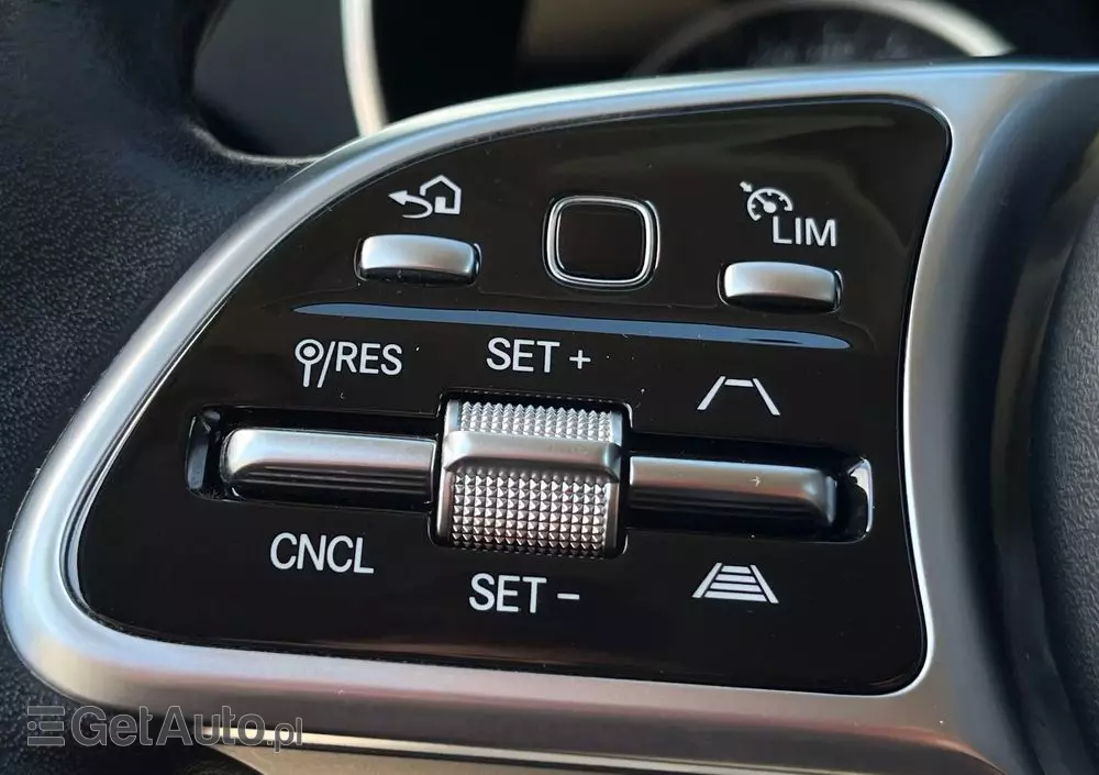 MERCEDES-BENZ GLC 300 d 4-Matic