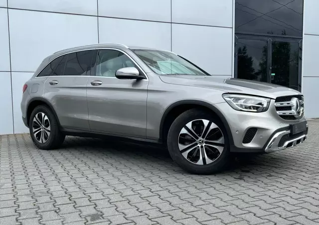 MERCEDES-BENZ GLC 300 d 4-Matic