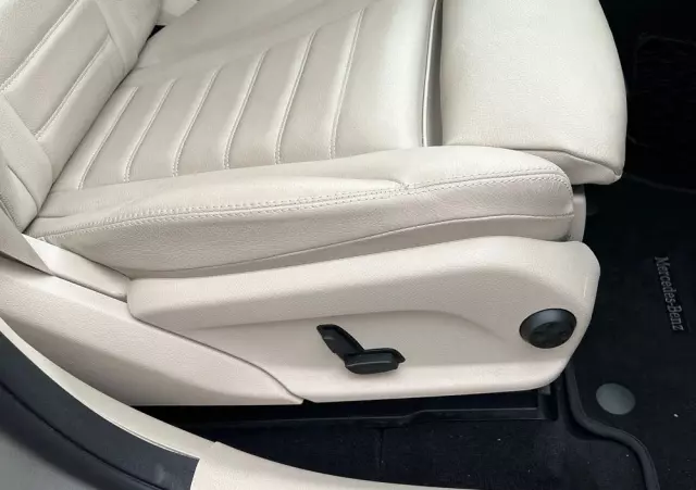 MERCEDES-BENZ GLC 300 d 4-Matic