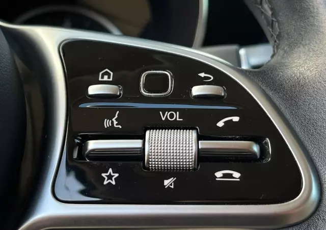 MERCEDES-BENZ GLC 300 d 4-Matic